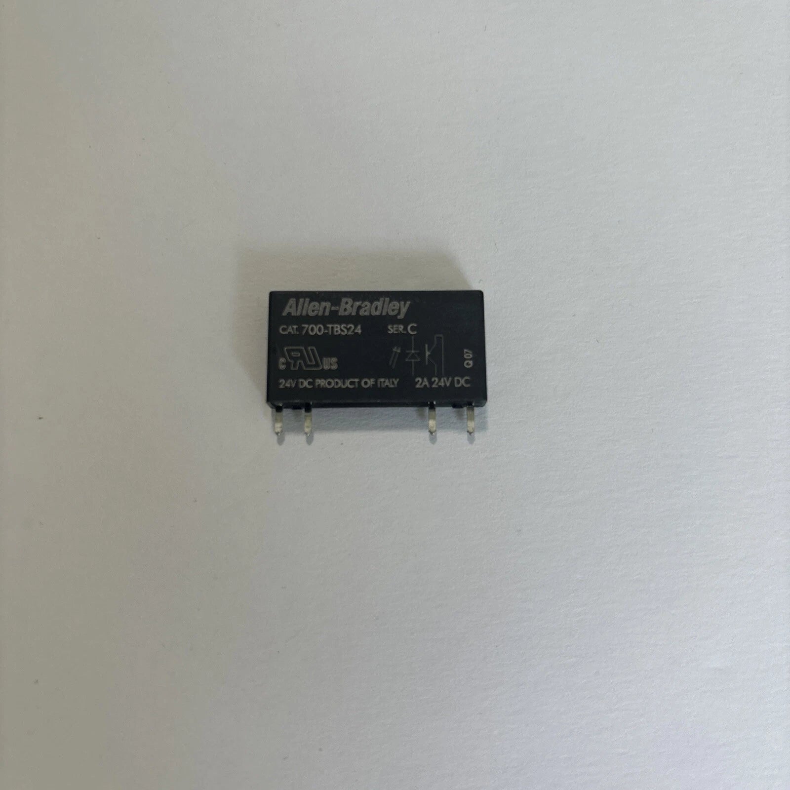 New Allen Bradley 700-TBS24 Solid State Relay 24V DC 4 Pin 2Amp