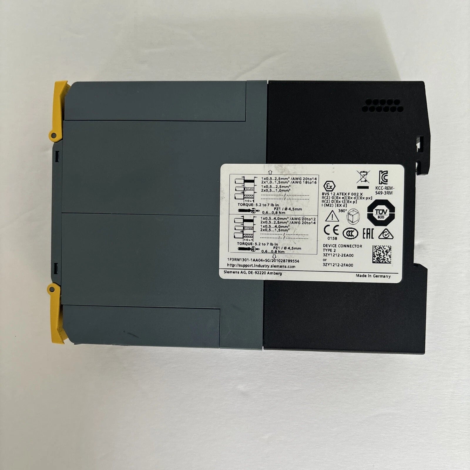 SIEMENS 3RM1301-1AA04 FAIL-SAFE REVERSING STARTER 1 Unit.